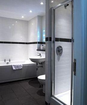 The Barns Hotel Кэннок Экстерьер фото